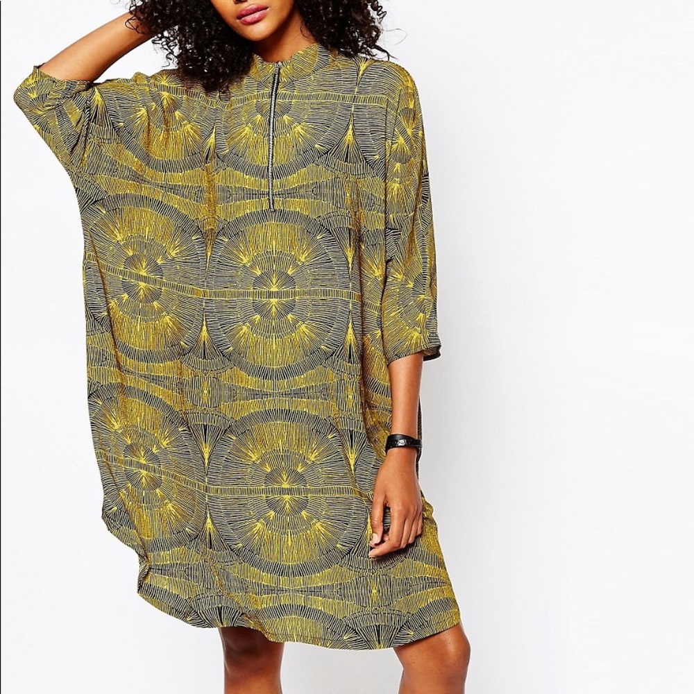 Monki Graphic Print Oversized Boxy Dress with Zipper LARGE